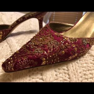 Karen Scott Burgundy Gold Beaded Mule